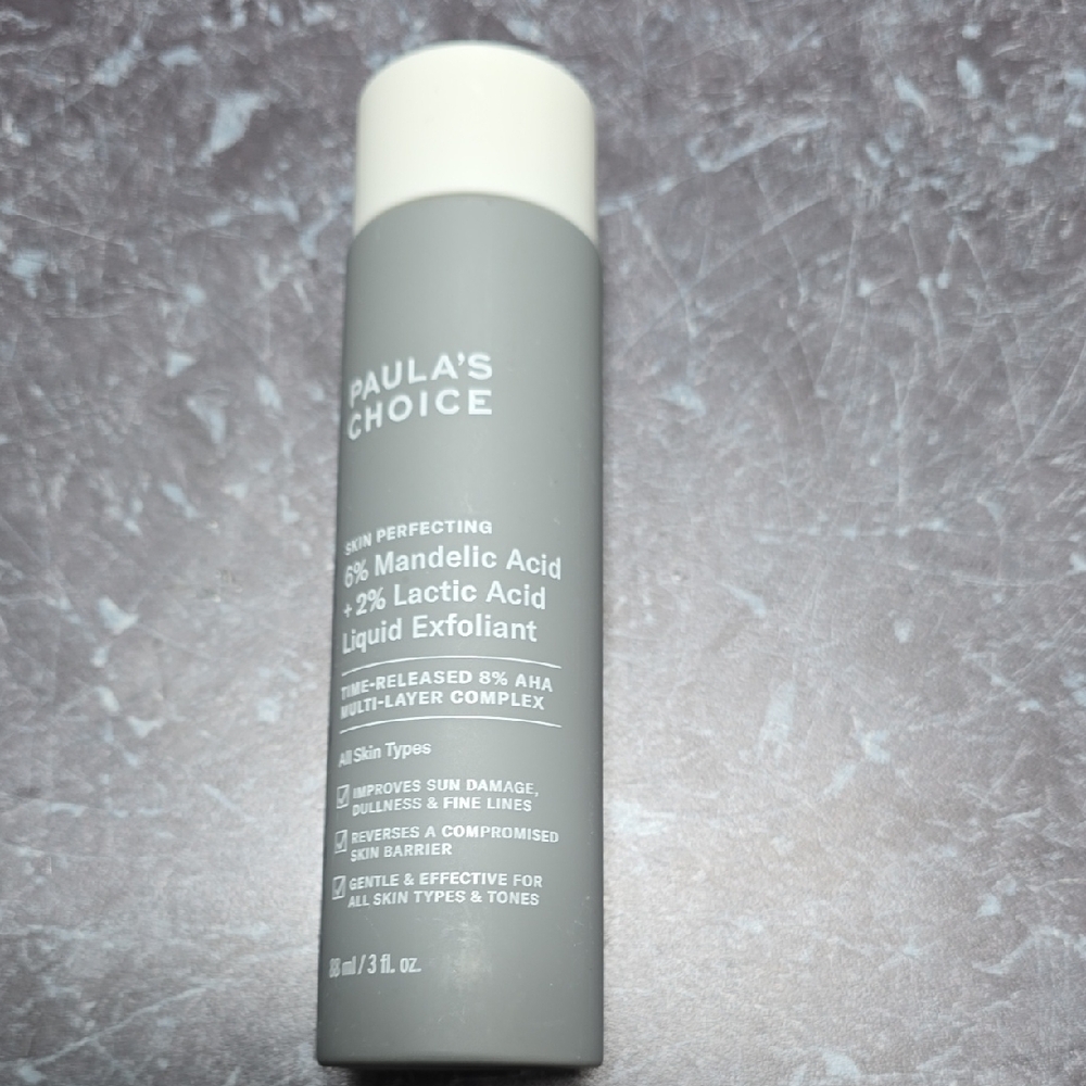 Paula's Choice Skin Perfecting Exfoliant in Gray